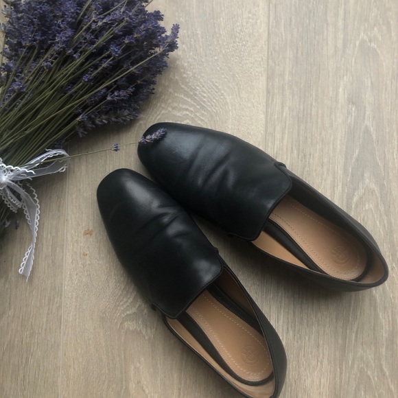 SOLD The Row Black Slippers - Picture 2 of 3